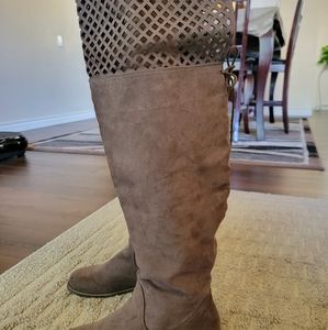 Over-the-knee boot